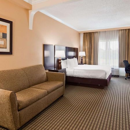 Best Western Plus Ambassador Suites Venice Gardens Exteriör bild