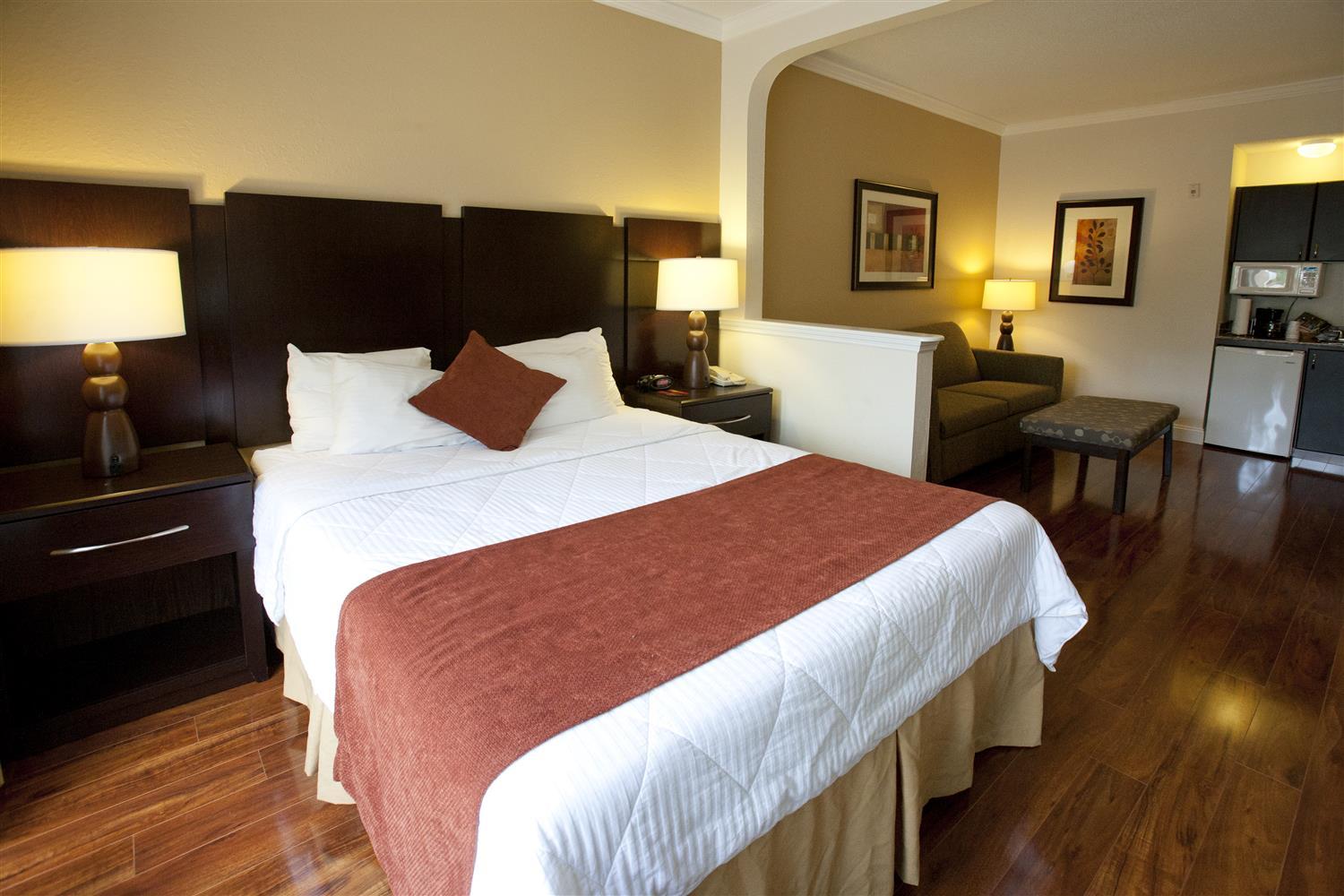 Best Western Plus Ambassador Suites Venice Gardens Exteriör bild