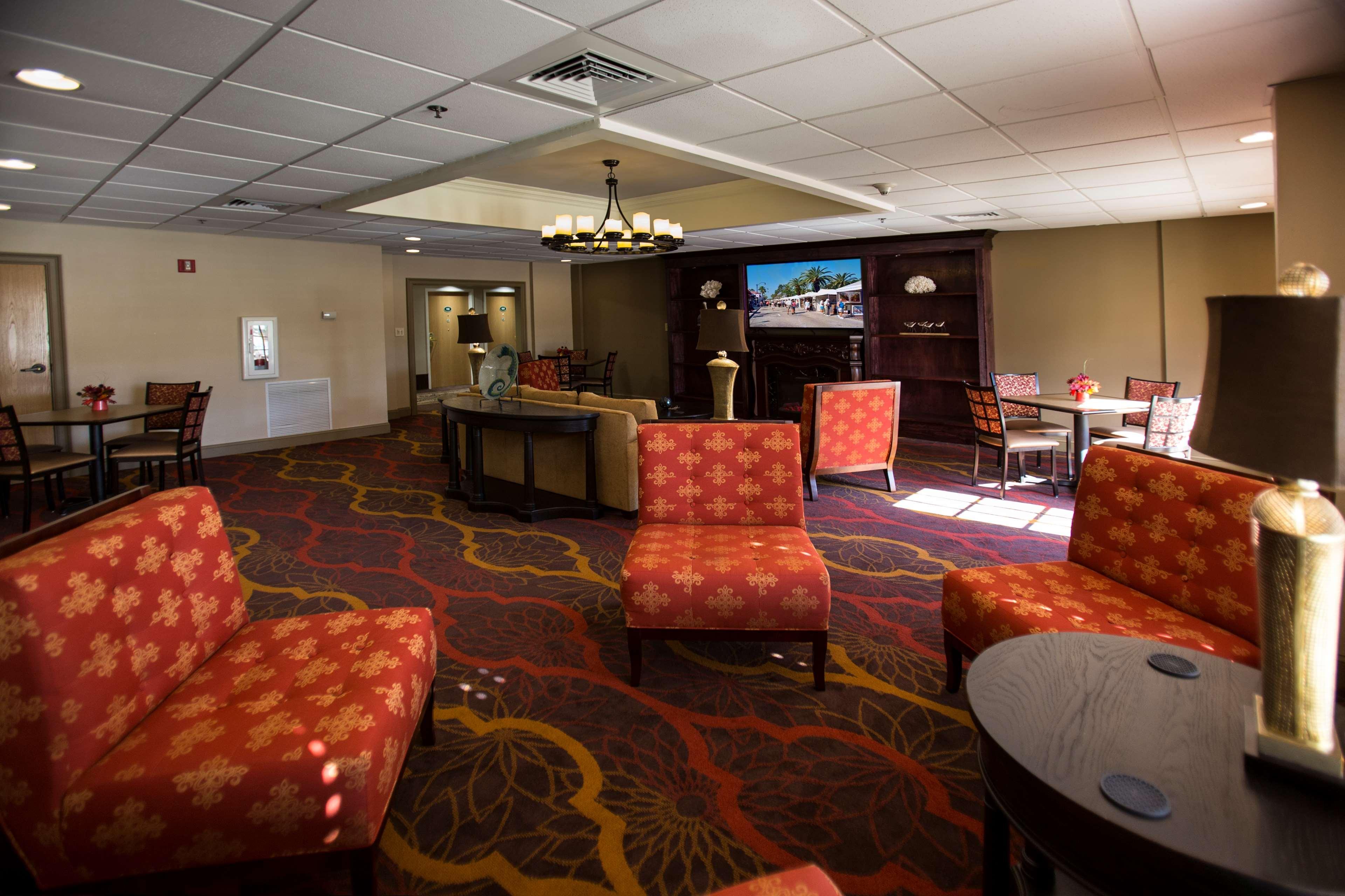 Best Western Plus Ambassador Suites Venice Gardens Exteriör bild