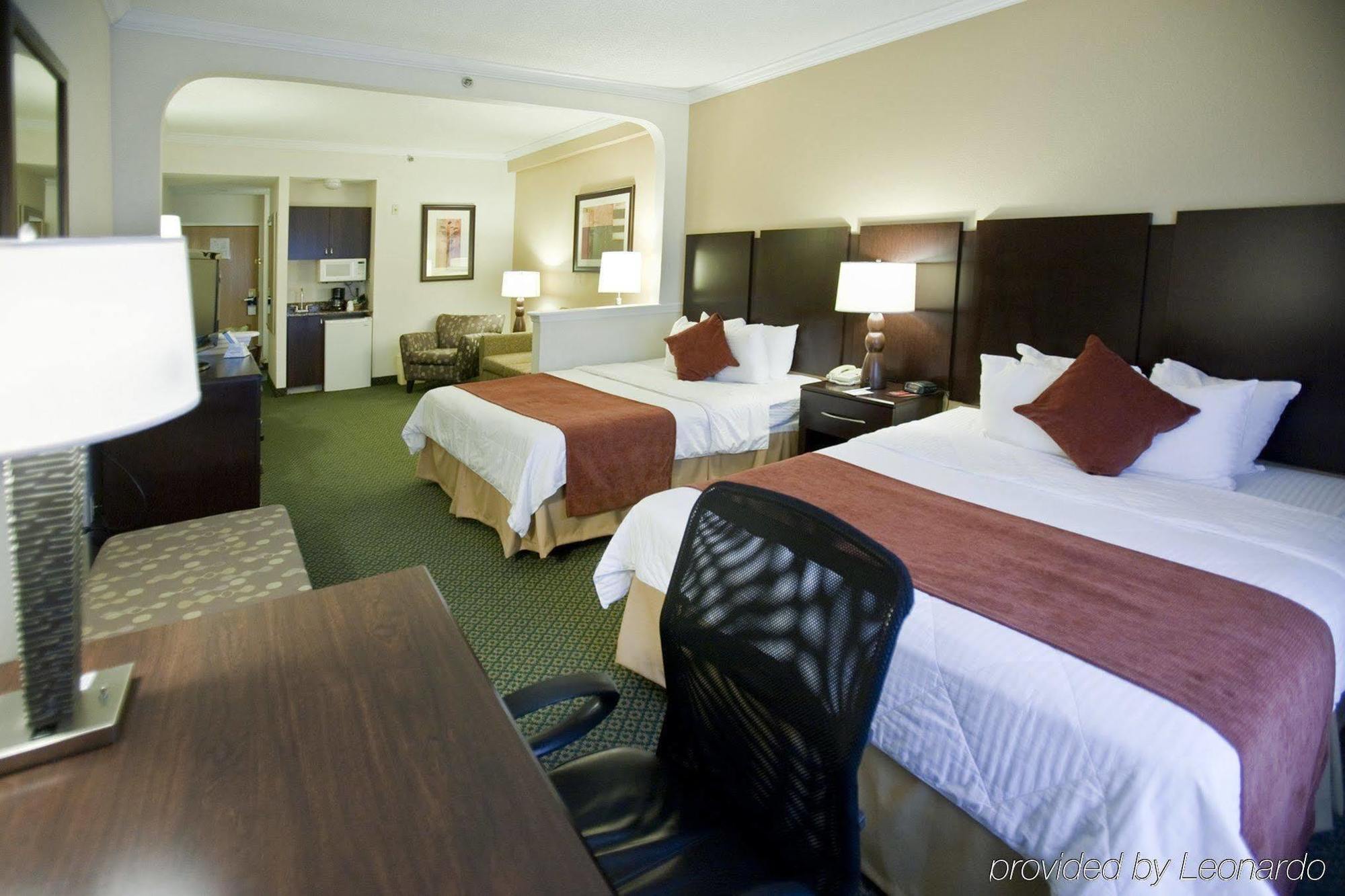 Best Western Plus Ambassador Suites Venice Gardens Exteriör bild